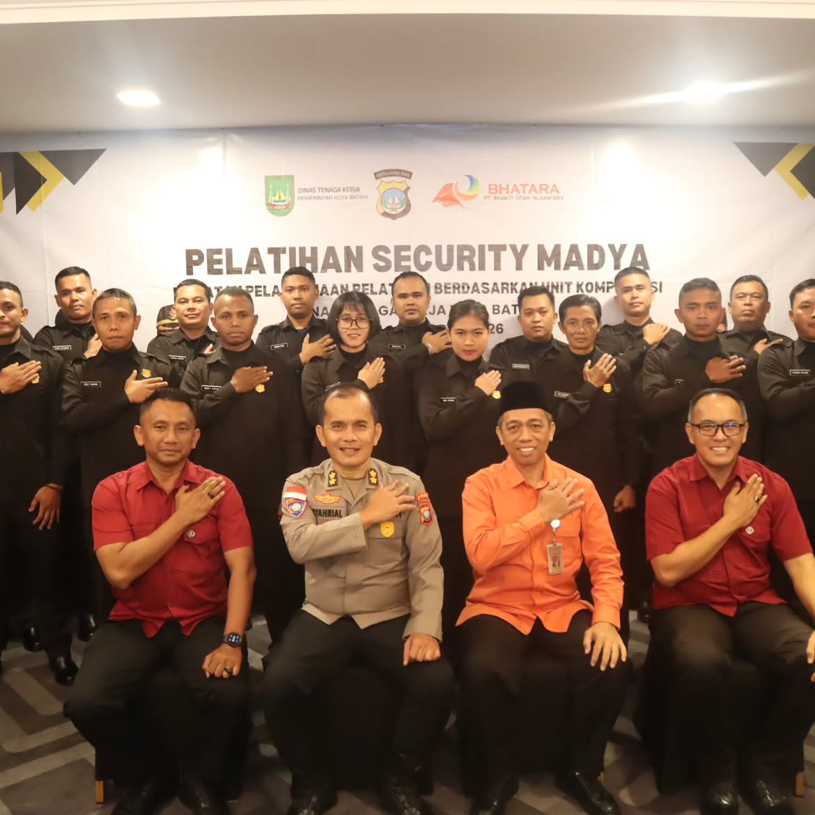 WUJUDKAN ASPIRASI MASYARAKAT BATAM, WARYA JALANKAN POKIR PELATIHAN SECURITY MADYA